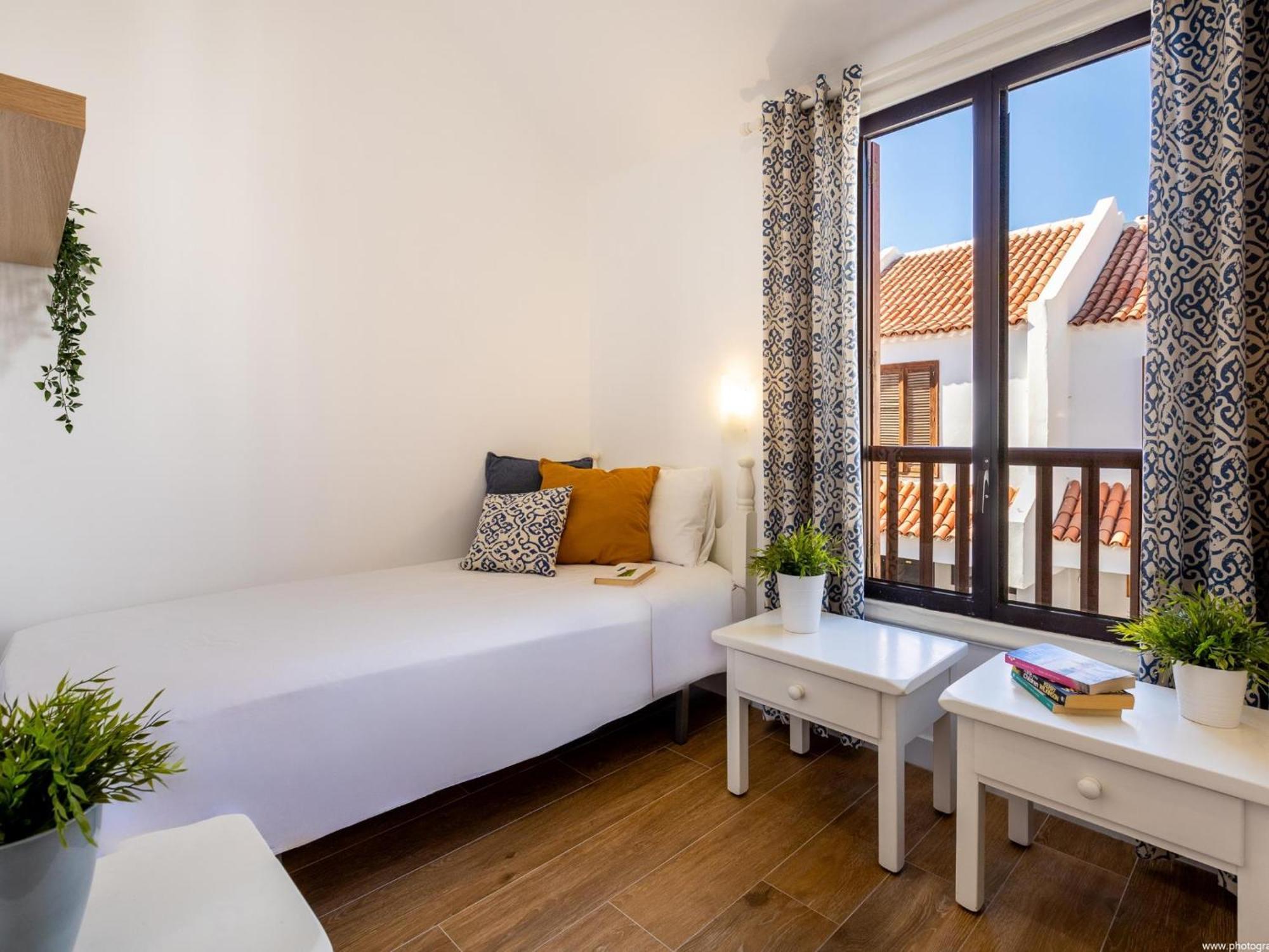 394 Renovated Duplex Parque Santiago Ii *